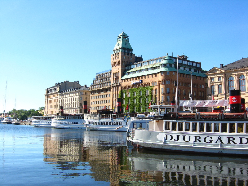 Experience Nybrokajen with our City tour Nybrokajen from Weelo Stockholm tour